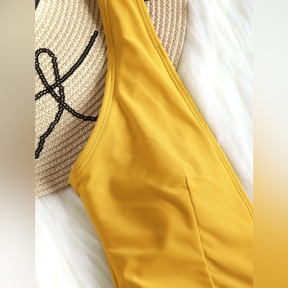 Zaful Yellow One-Piece Swimsuit Size XL (Fits M/L) Plunge Front - Picture 7 of 7